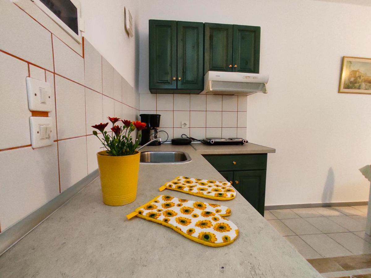 Villa Eirini Liapades Esterno foto