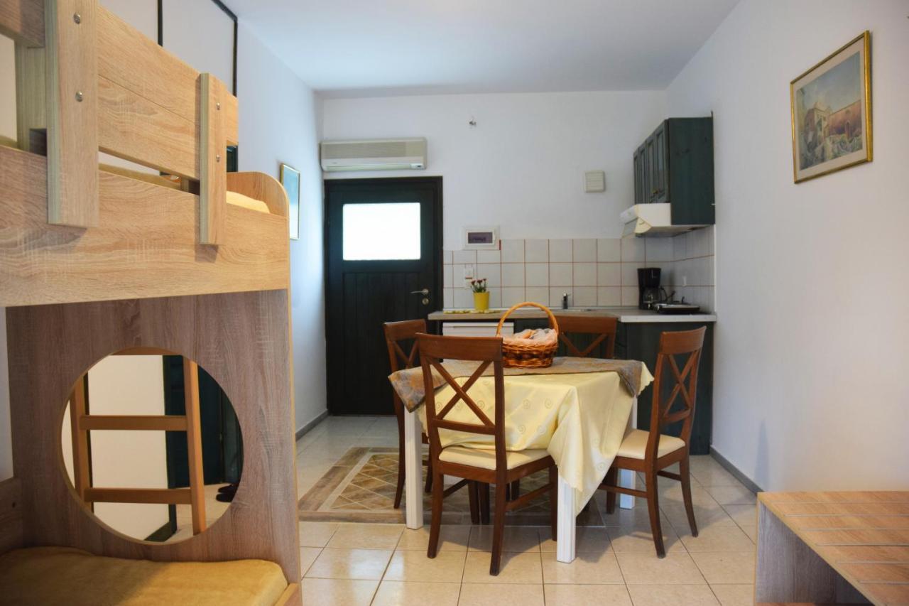 Villa Eirini Liapades Esterno foto