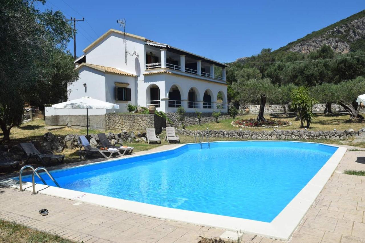 Villa Eirini Liapades Esterno foto