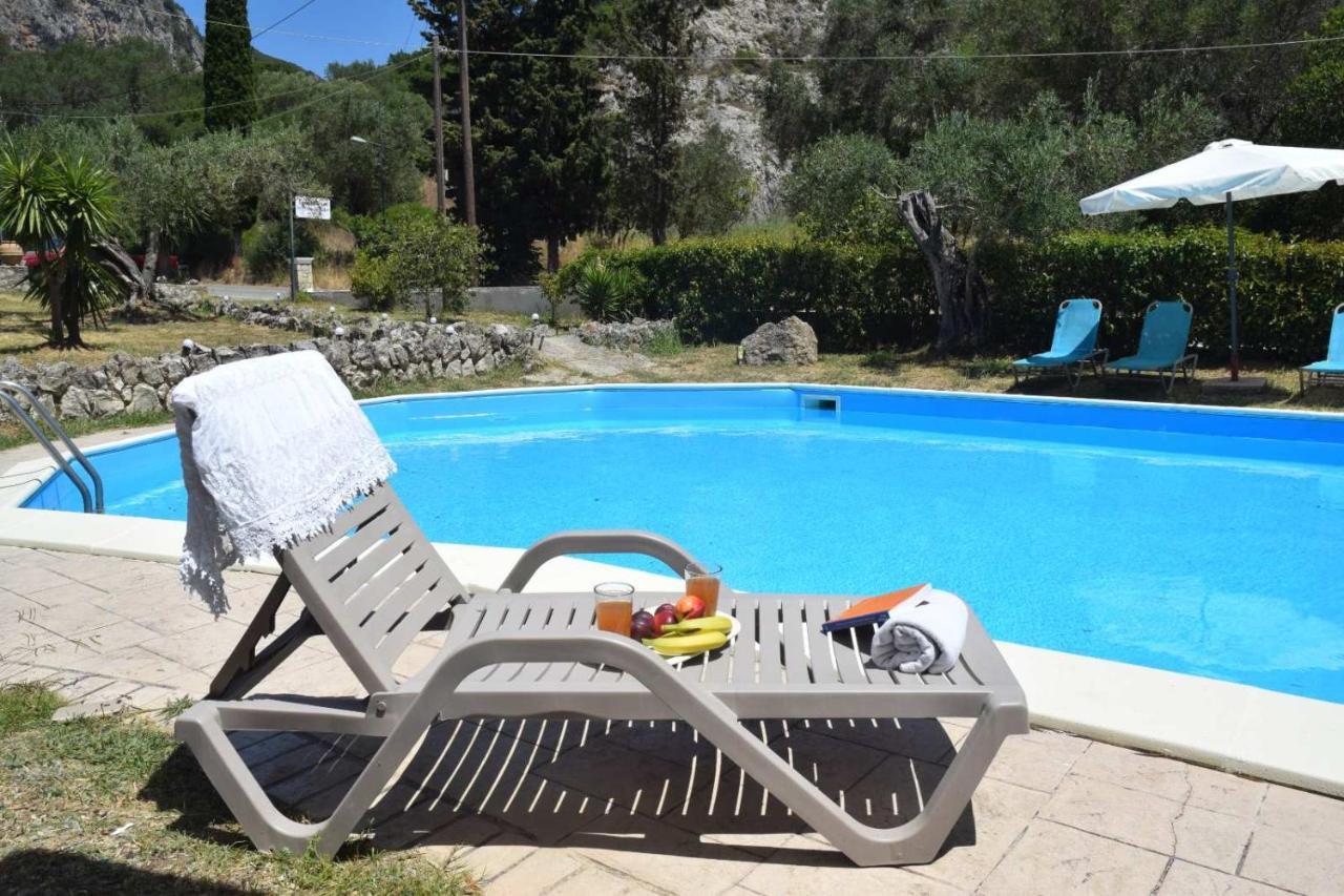 Villa Eirini Liapades Esterno foto