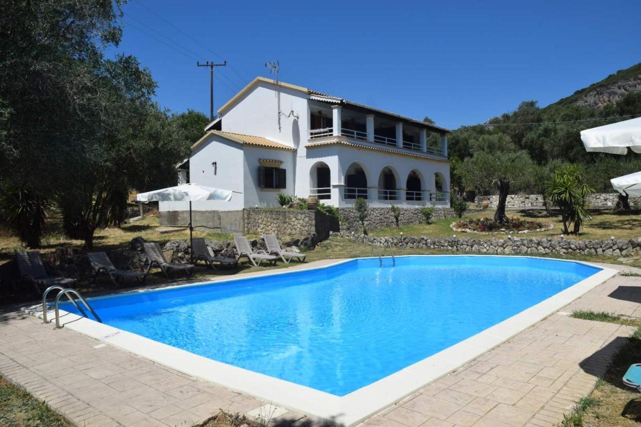 Villa Eirini Liapades Esterno foto